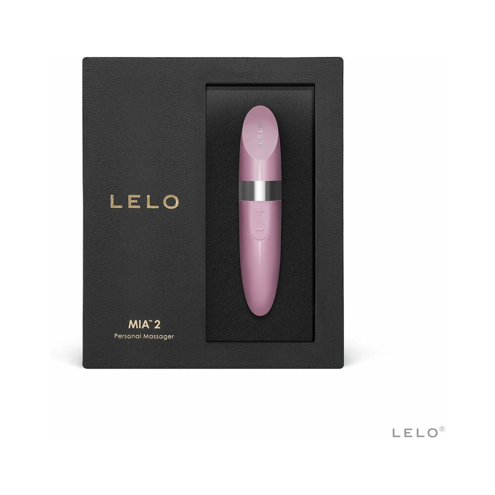 Vibrador con forma de lápiz labial LELO MIA 2 en color rosa pétalo