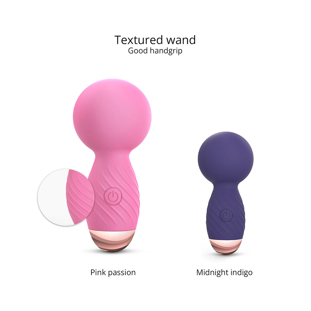 Mini vibrador de silicona recargable Itsy Bitsy de Love to Love Pink Passion