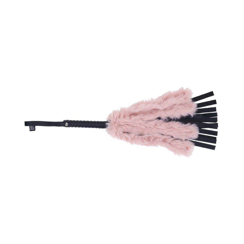 Hojas deportivas Sexo y travesuras Brat Faux Fur Flogger