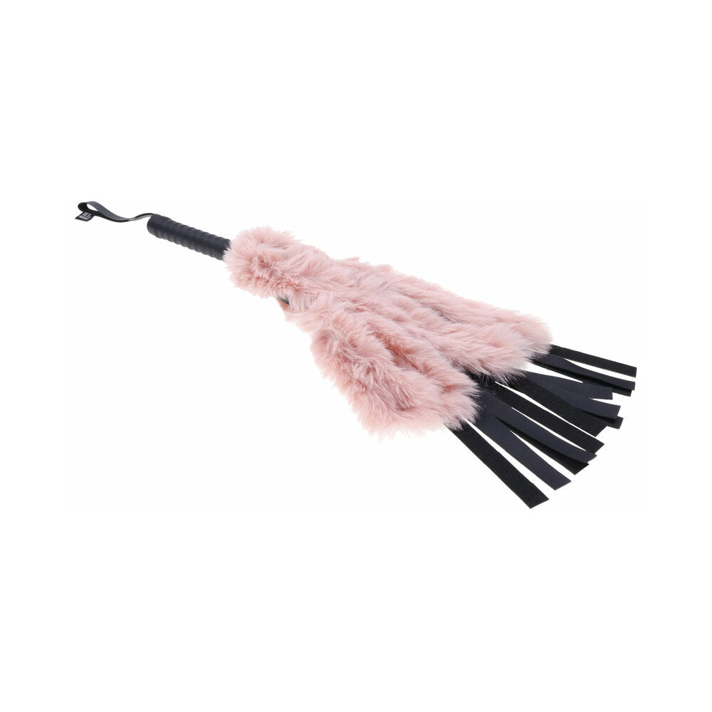 Hojas deportivas Sexo y travesuras Brat Faux Fur Flogger