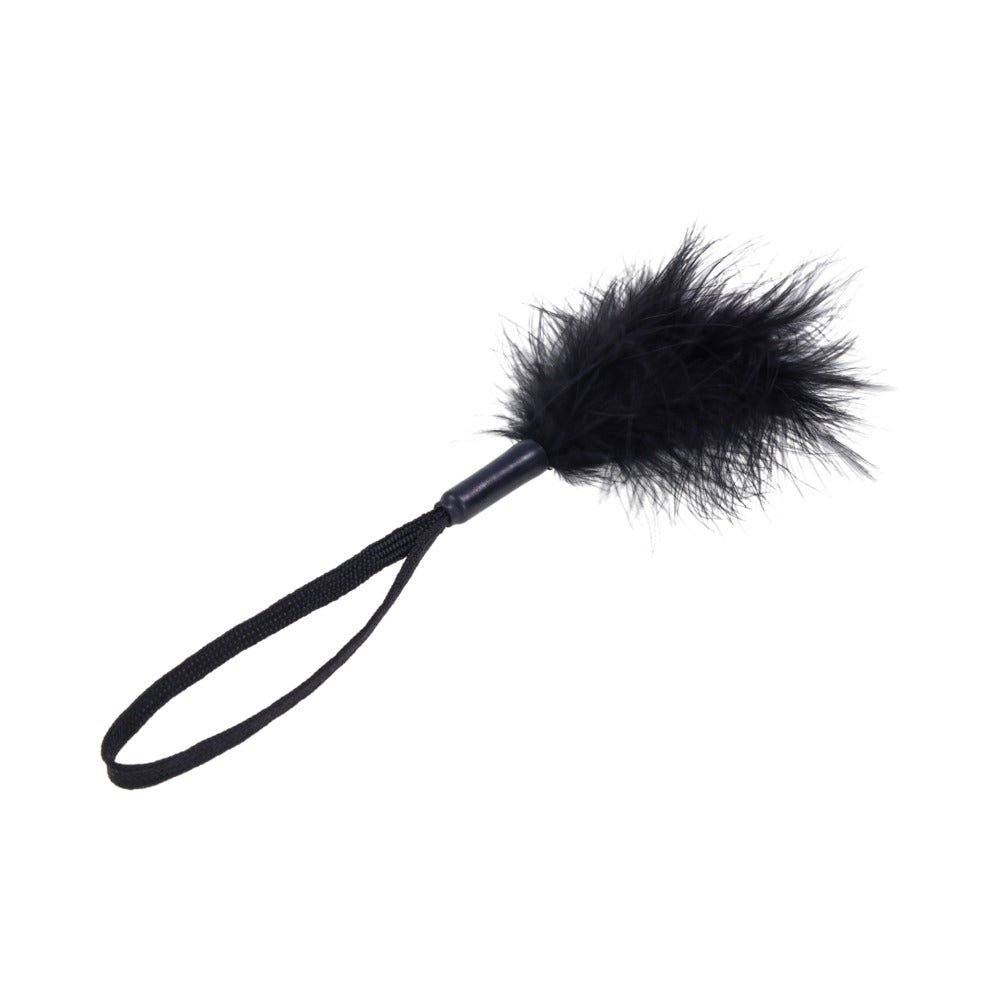 Sportsheets Sex & Mischief Peaches 'n CreaMe Wrist Feather Tickler Black
